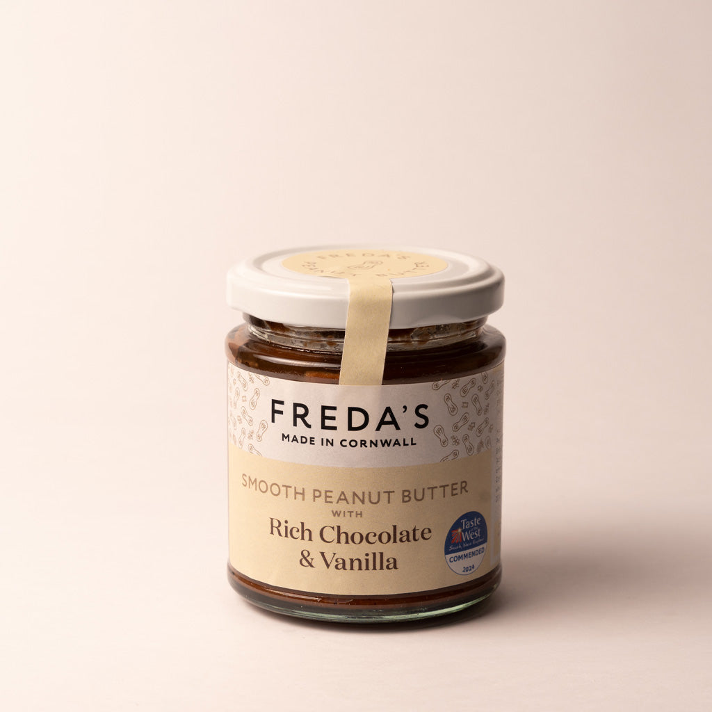 Freda's Peanut Butter with Rich Chocolate & Vanilla - The St. Ives Co.