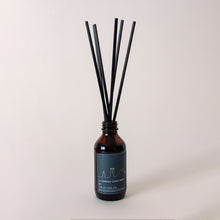 Load image into Gallery viewer, A Cornish Christmas 100ml Diffuser with Reeds
