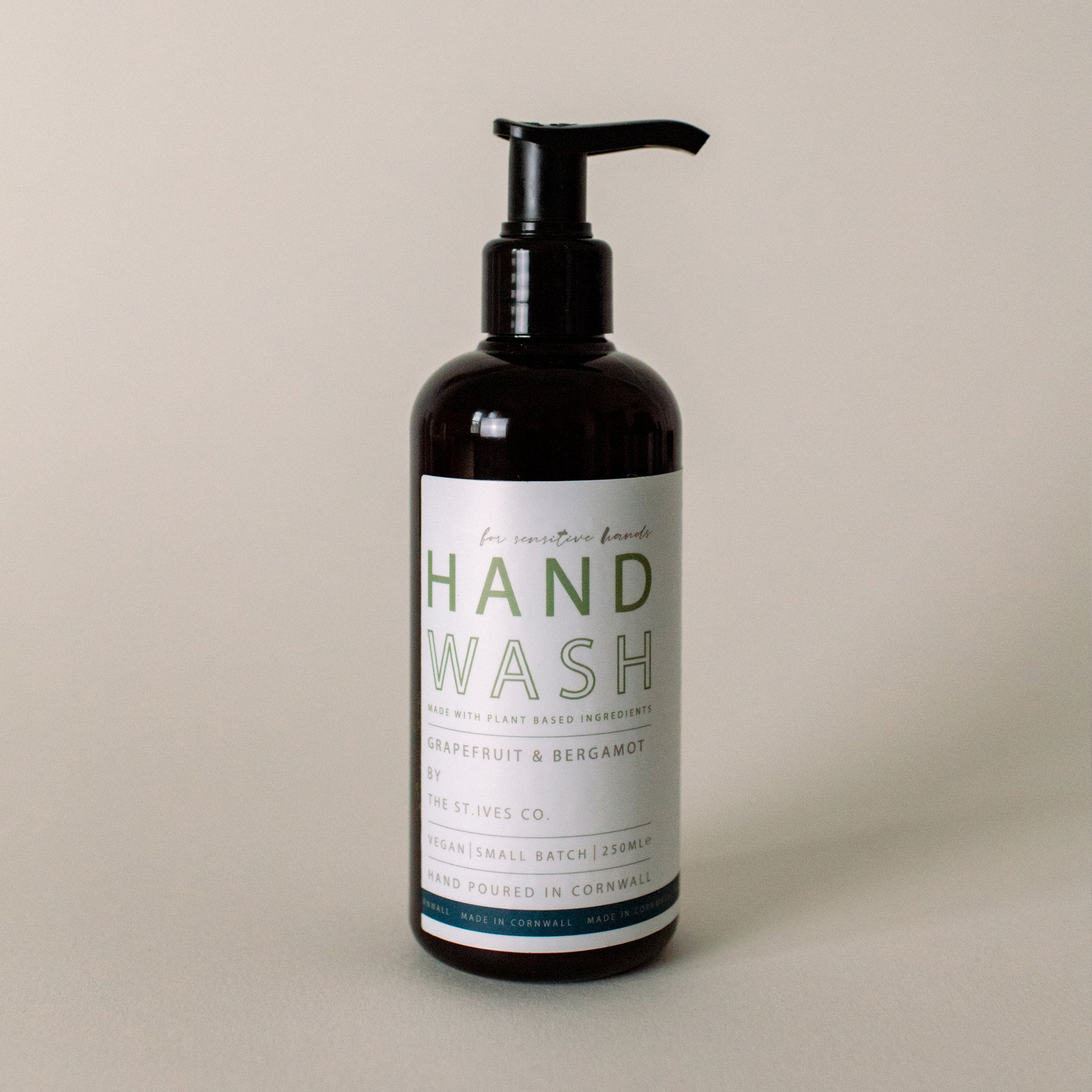Grapefruit & Bergamot Hand Wash - The St. Ives Co.