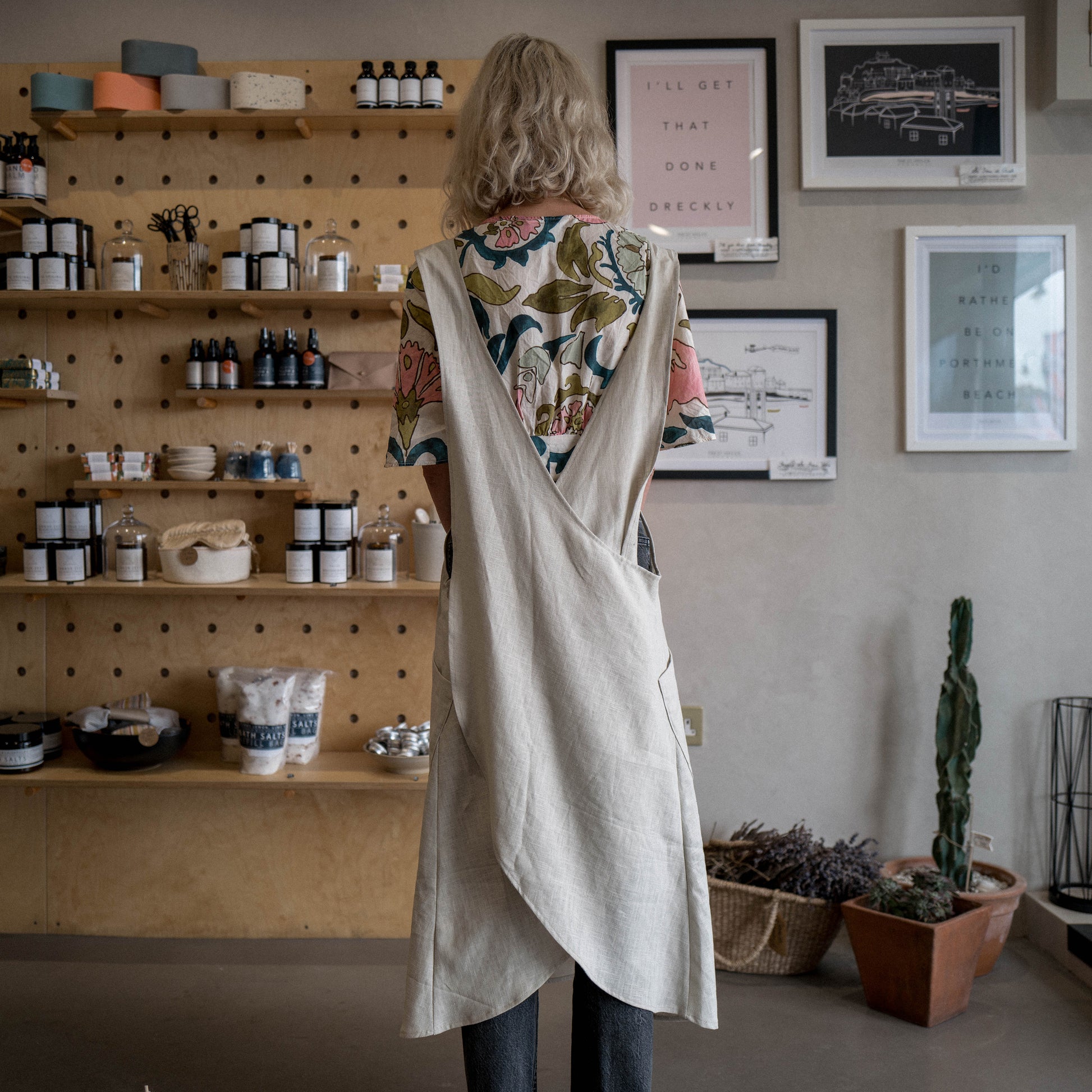 Natural linen Handmade Apron. Stylish & practical. gift, artisan, Cornish made
