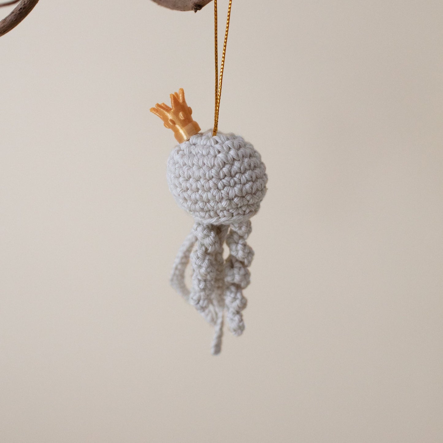 Cream Christmas Jellyfish Decoration