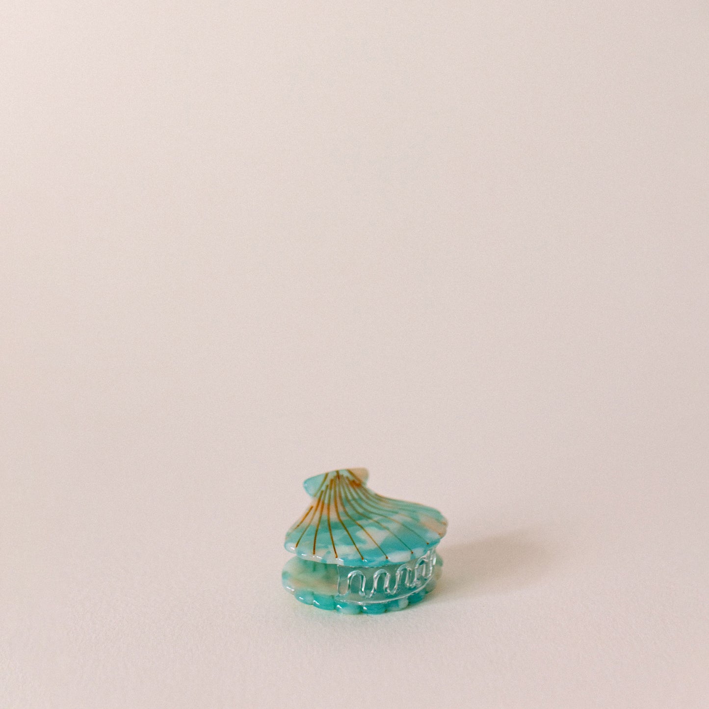 Shell Hair Clip - The St. Ives Co.