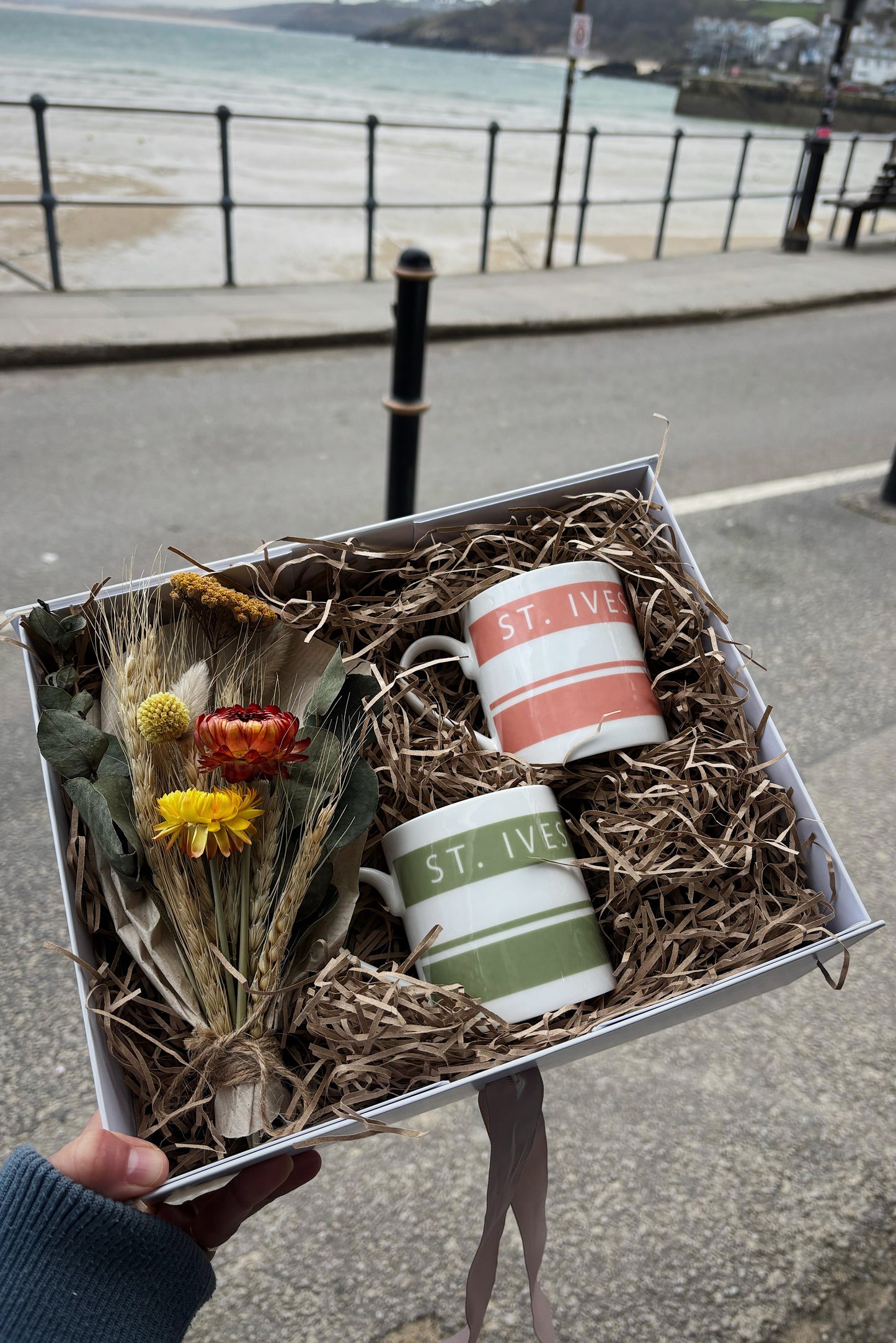 St. Ives Stripe mugs & Posy Hamper