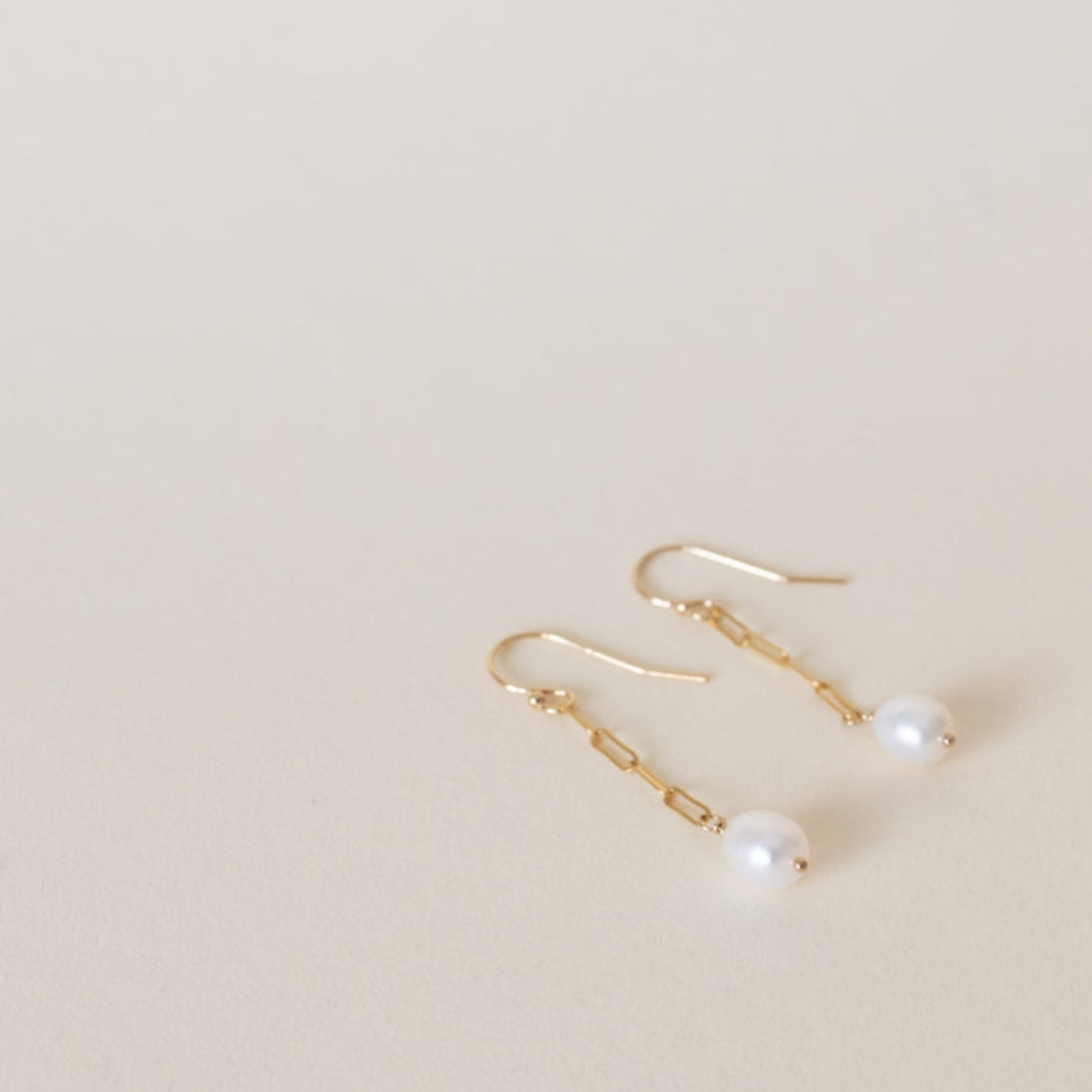 Link Chain Pearl Earrings
