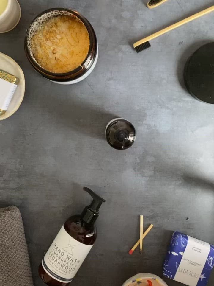 Clary Sage, Bergamot and Sandalwood Body oil with Organic Rose Hip - The St. Ives Co. Cornwall Cornish Souvenir Holiday beach Pure Natural Relaxing Moisturising rejuvenated Fresh Clean Gift Present Quality