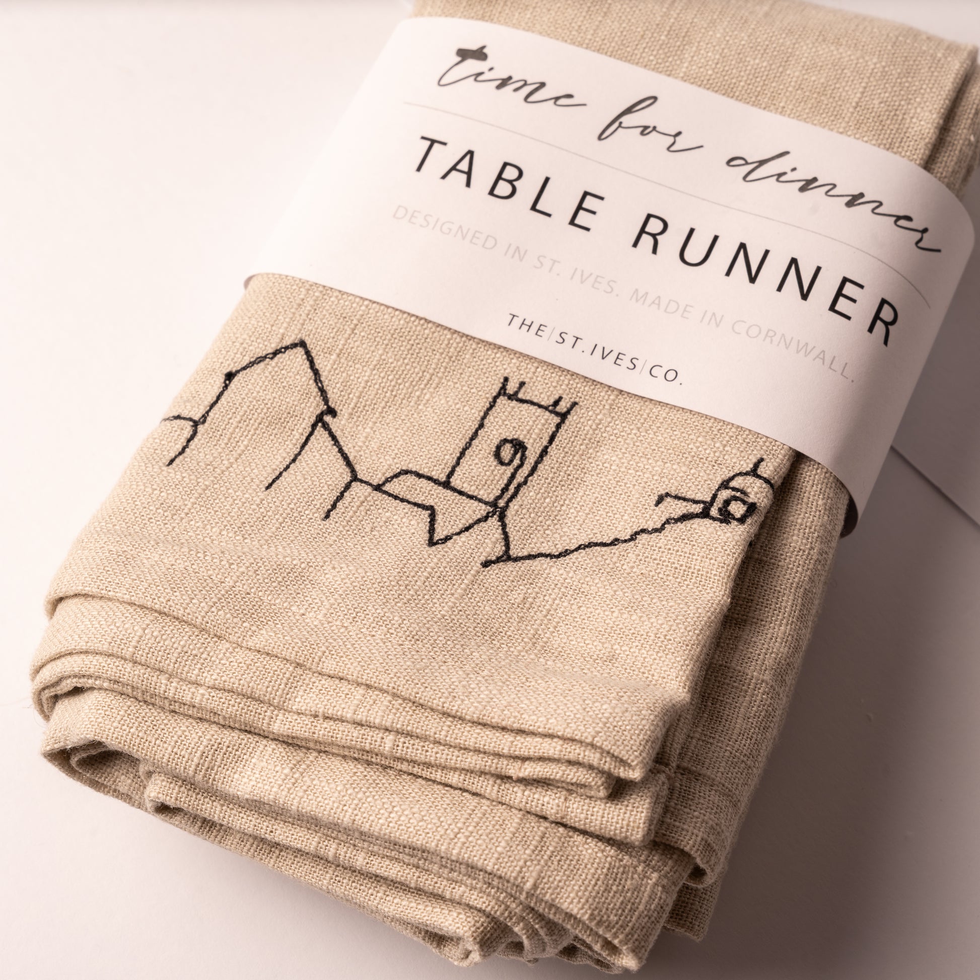 St. Ives Linen Table Runner - The St. Ives Co.