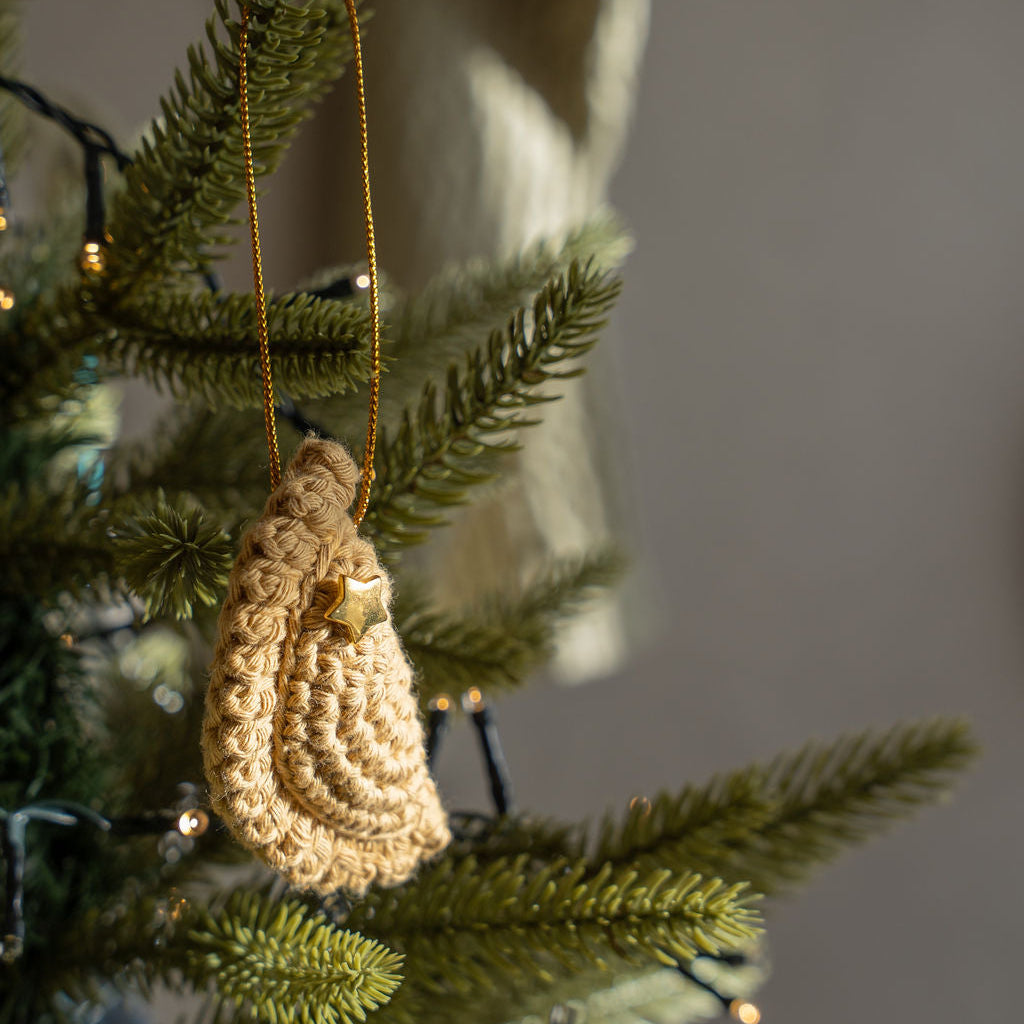 'Star Baker' Crochet Pasty Decoration - The St. Ives Co.