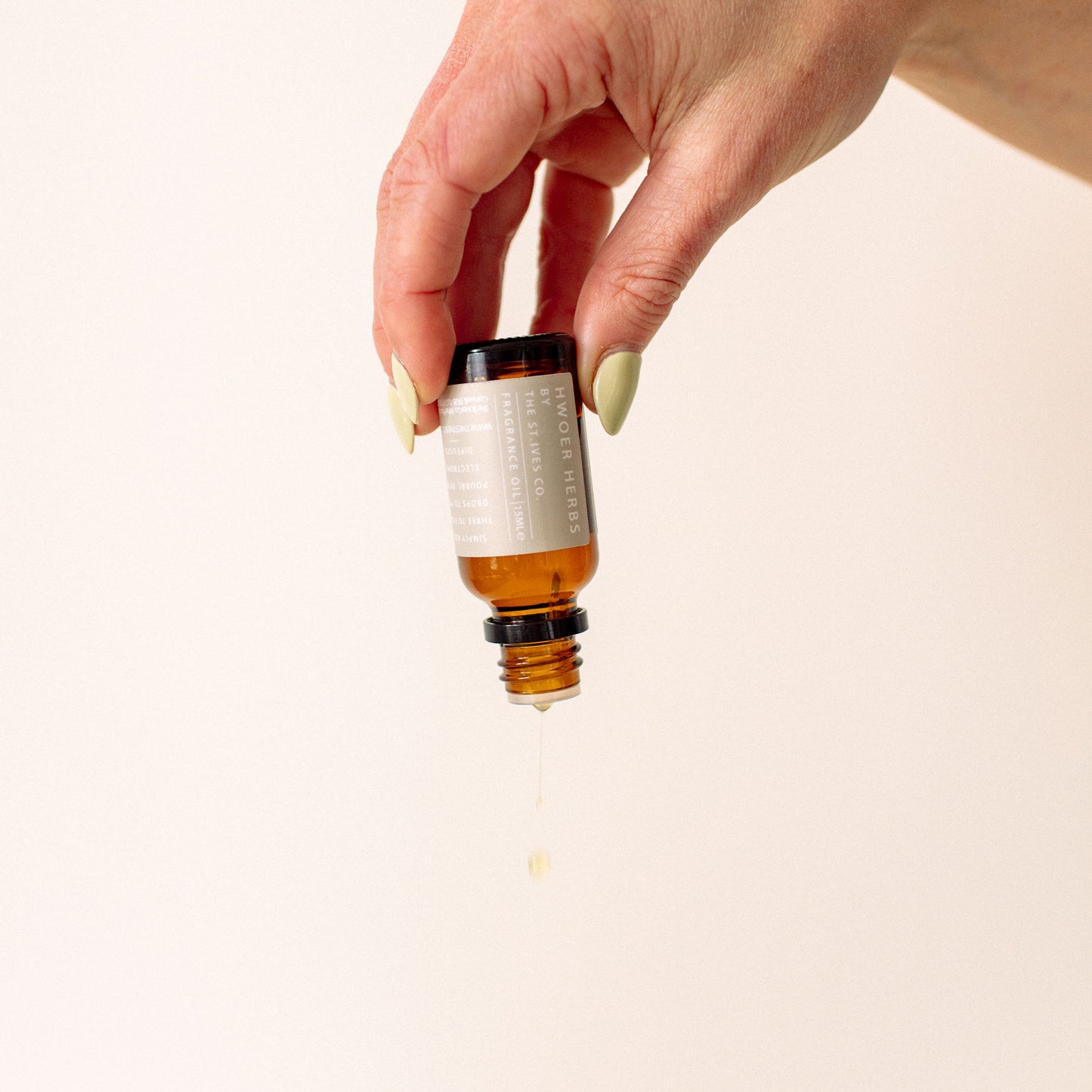 Hwoer Herbs Electric Diffuser Fragrance Oil