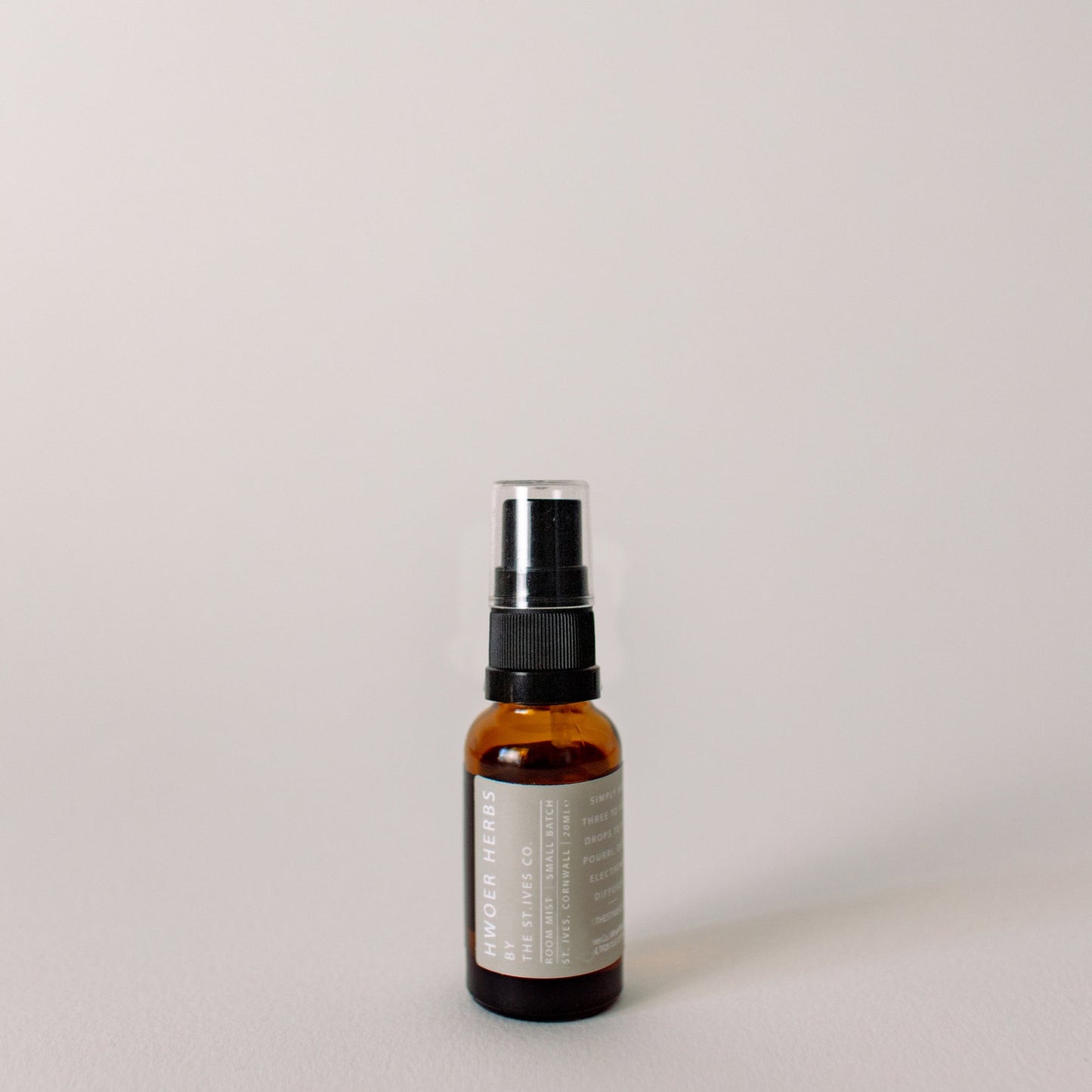 Hwoer Herbs Mini Room Mist - The St. Ives Co.