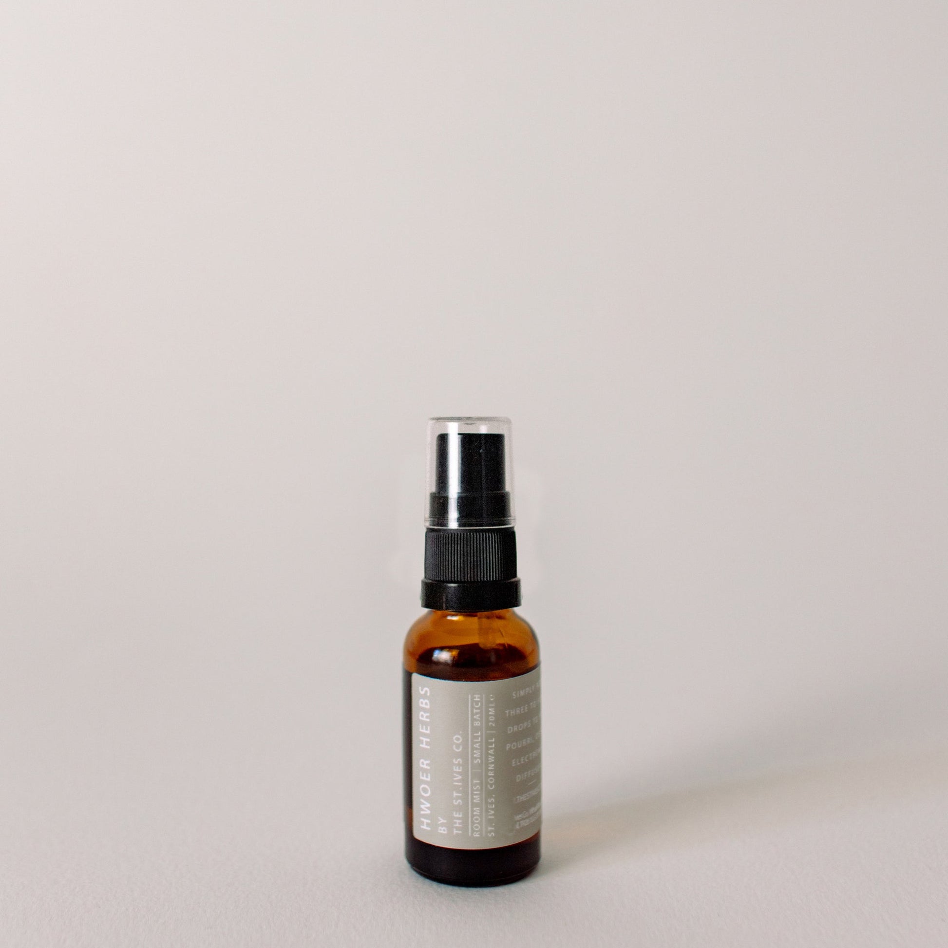 Hwoer Herbs Mini Room Mist - The St. Ives Co.