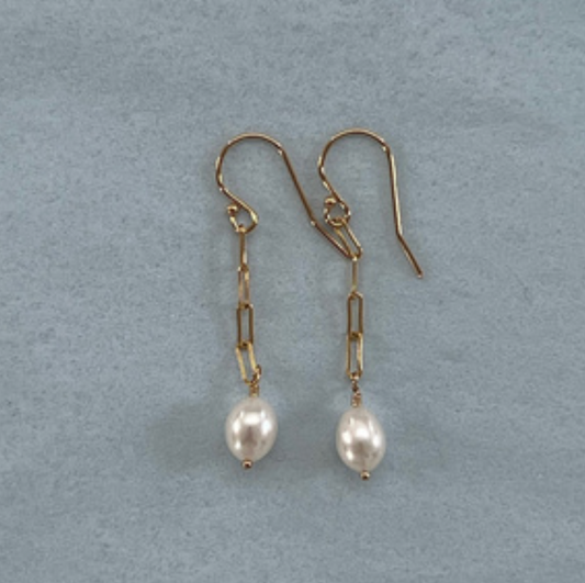 Link Chain Pearl Earrings