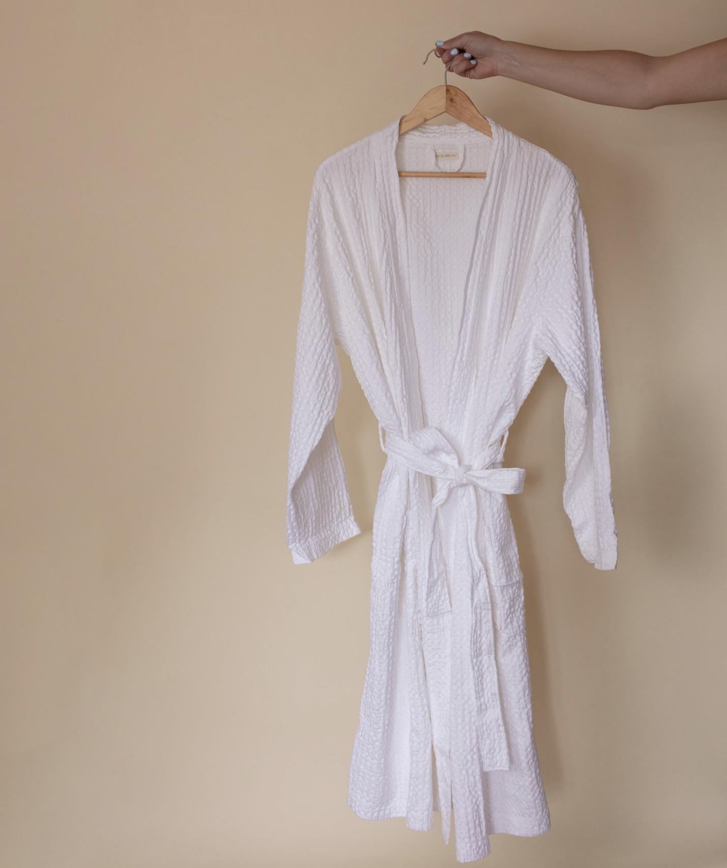 White Waffle Dressing Robe – The St. Ives Co