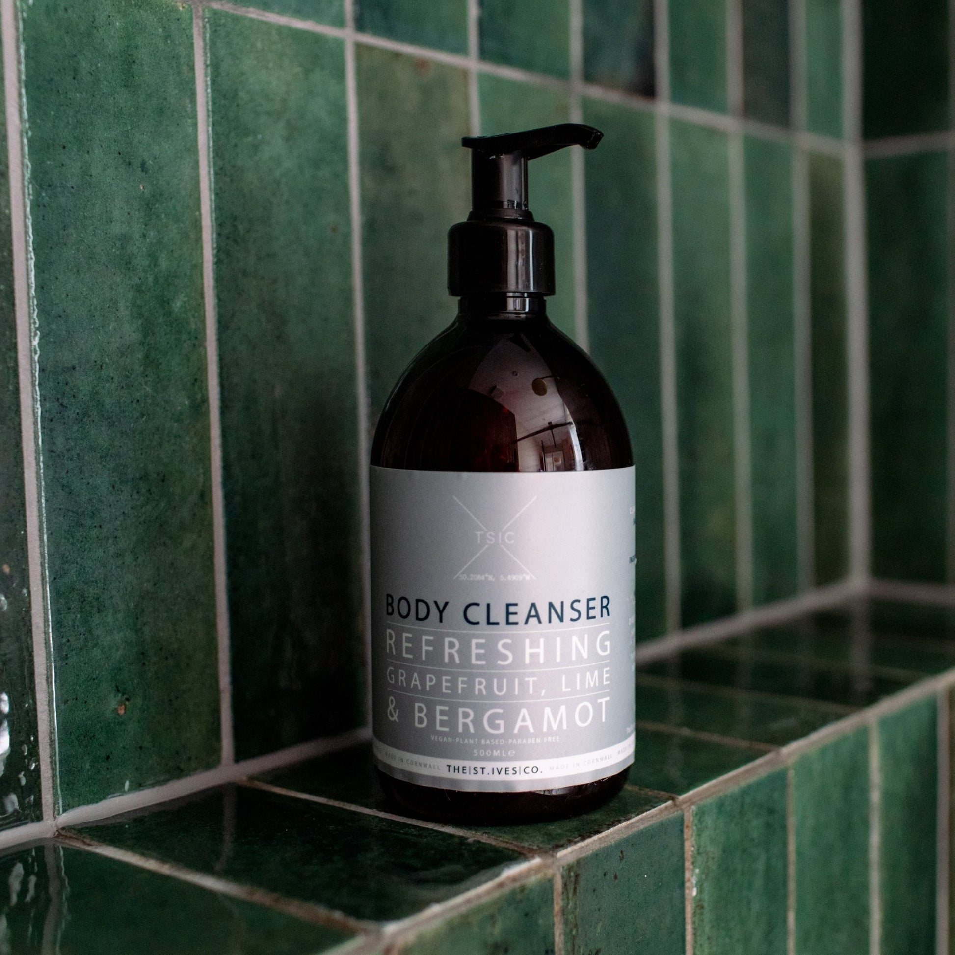 Grapefruit, Lime & Bergamot Body Cleanser - The St. Ives Co.