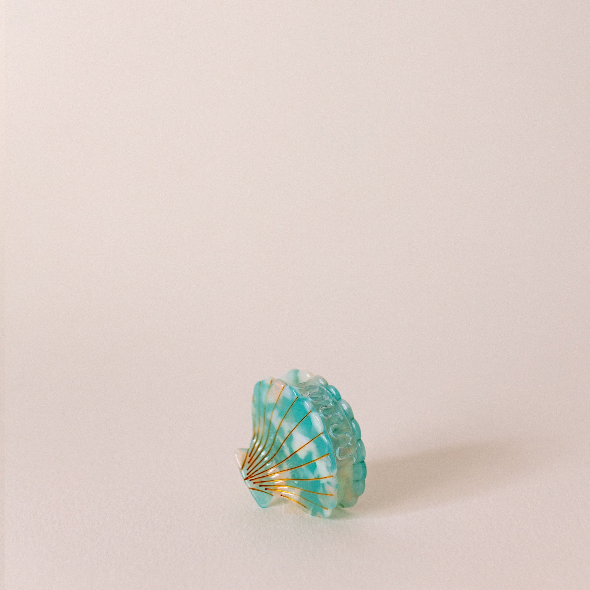 Shell Hair Clip - The St. Ives Co.