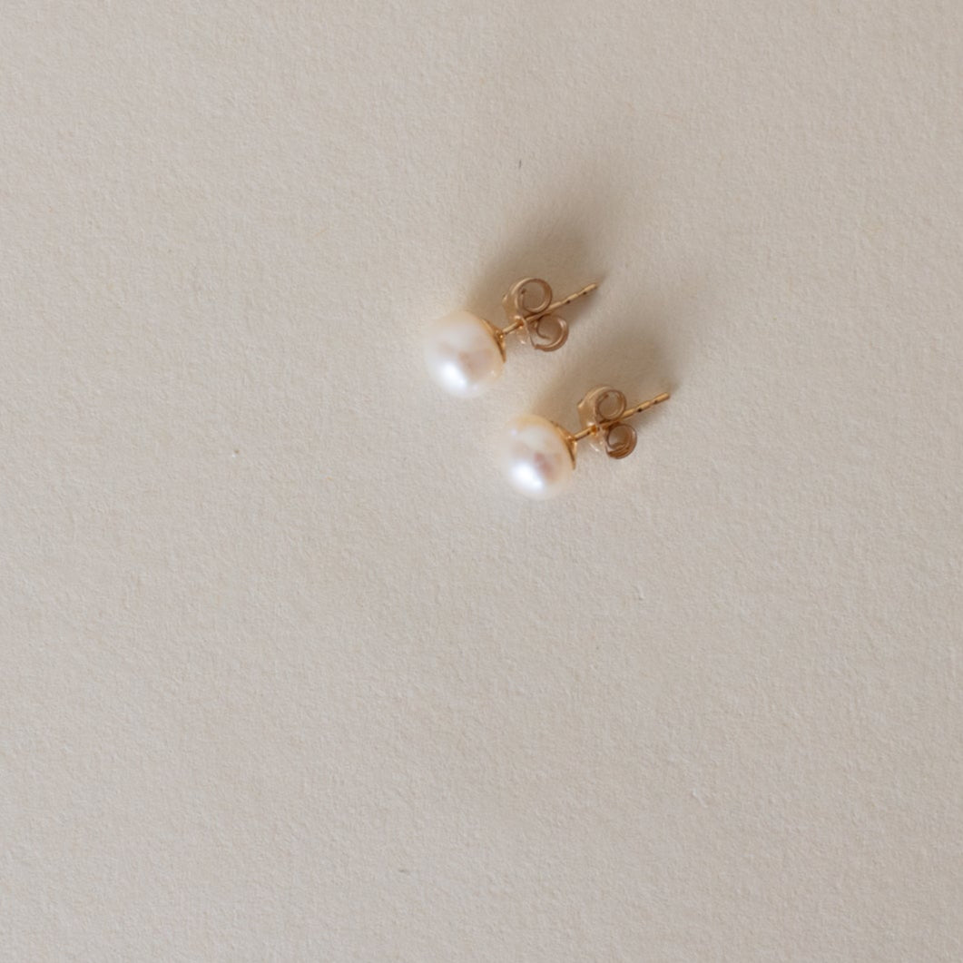 Medium Pearl Stud Earrings