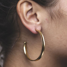 Load image into Gallery viewer, HH Avova Gold Hoop Earrings
