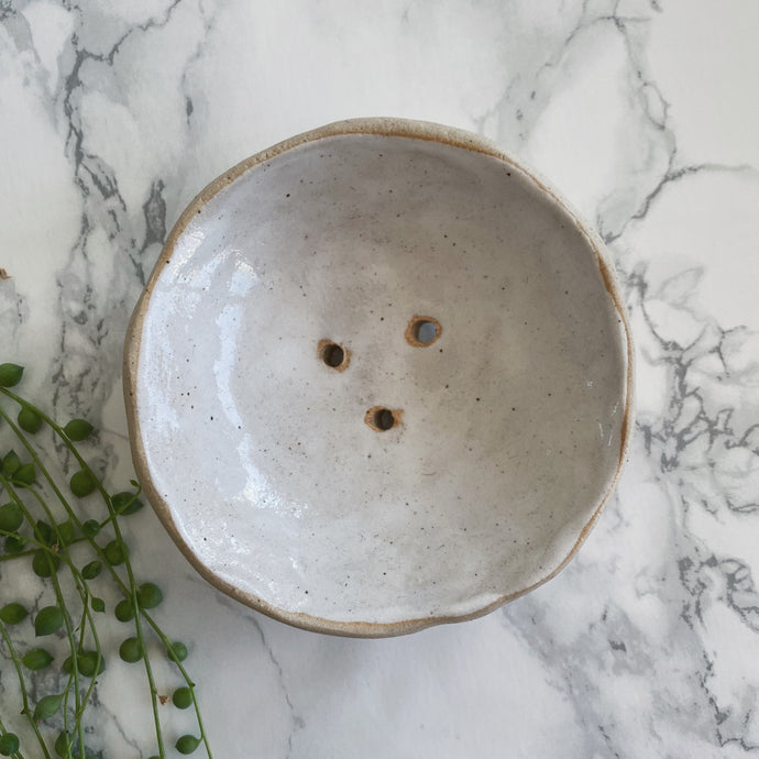 Ceramic Button Hole Soap Dish - The St. Ives Co. Cornwall Cornish Souvenir Holiday beach Gift Present Kitchen Bathroom Sink Soap Holder Handmade