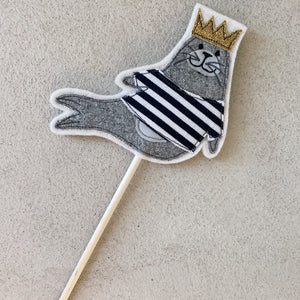 Cake Toppers Seal and Bucket