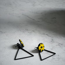 Load image into Gallery viewer, Yellow Leopard Dangly Earrings
