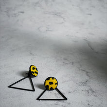 Load image into Gallery viewer, Yellow Leopard Dangly Earrings
